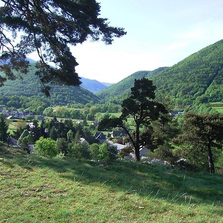 grange rénovée en gîte/maison/chalet Arreau Extérieur photo