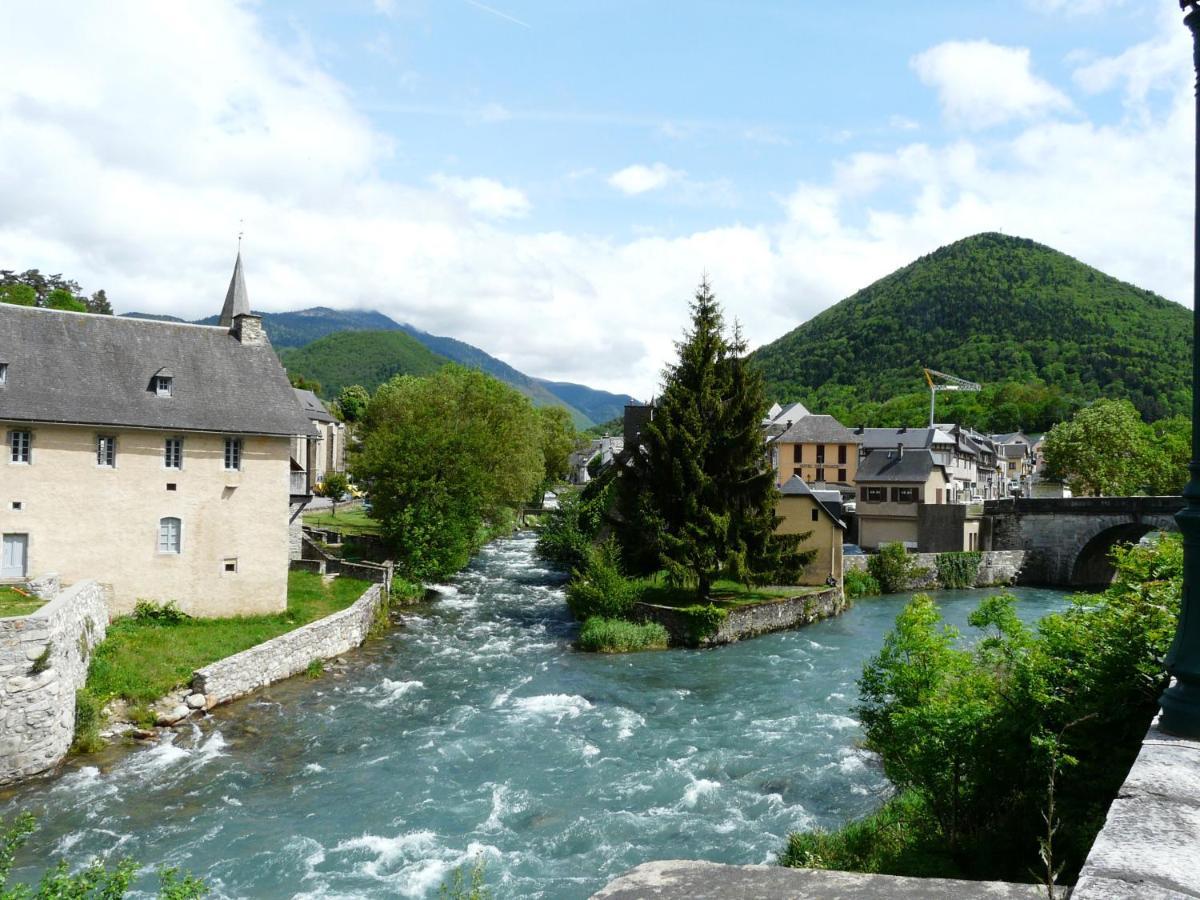 grange rénovée en gîte/maison/chalet Arreau Extérieur photo